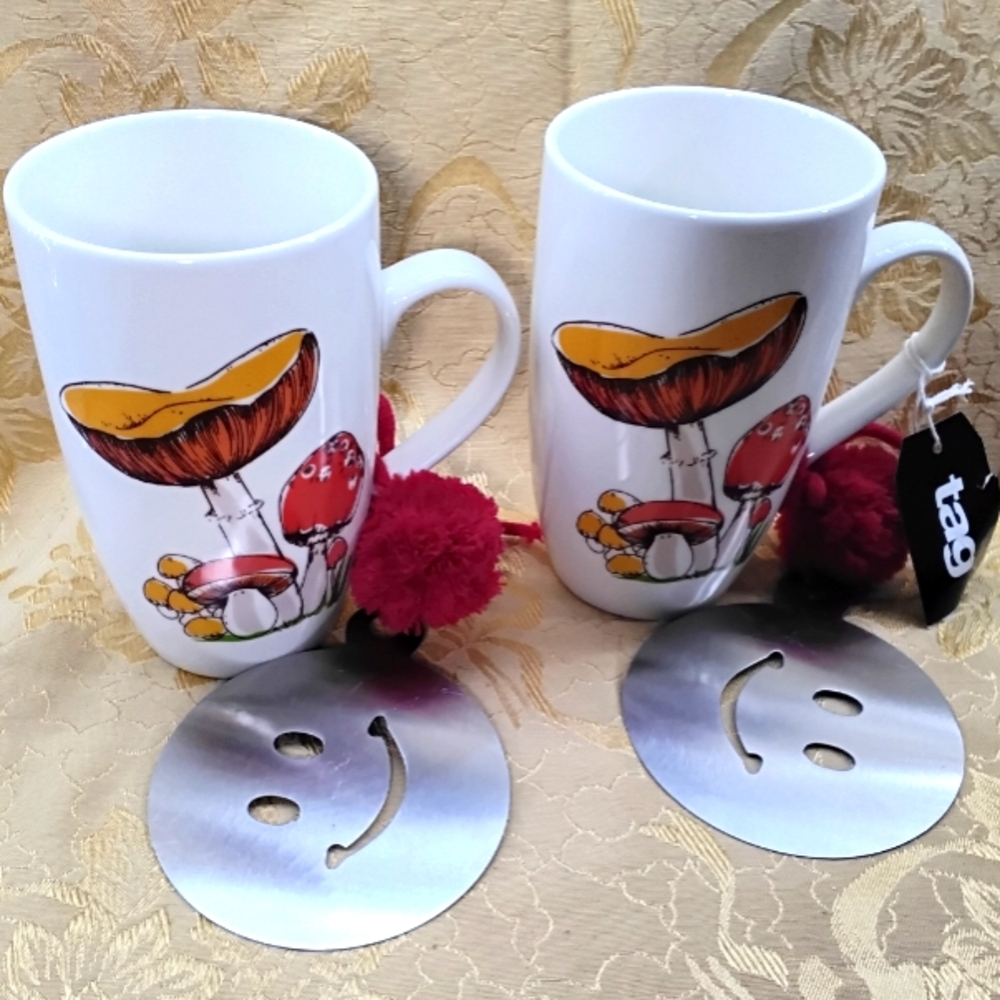Set of 2 ~ NWT Mug & Stencil Set - Mushroom